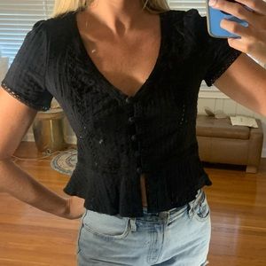 Gianni Bini Cropped blouse